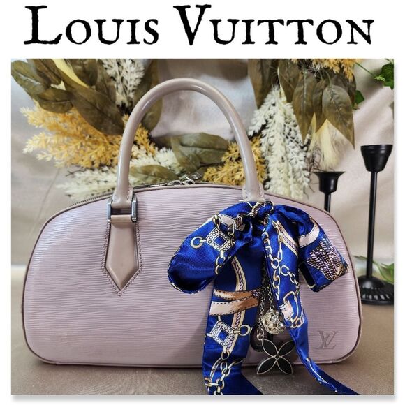 Louis Vuitton Epi Jasmin Lilac Mini BOSTON BAG W/ Dust Bag Unbranded Charm Twill - Picture 1 of 17